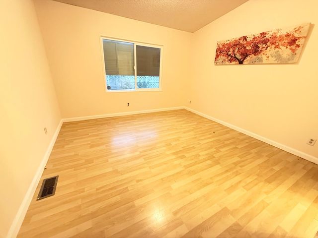411 Lewis 335, San Jose, CA 95111