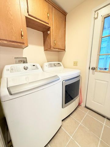 411 Lewis 335, San Jose, CA 95111