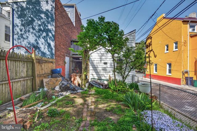 401 S QUEEN ST, Lancaster, PA 17603