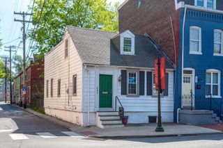 401 S QUEEN ST, Lancaster, PA 17603