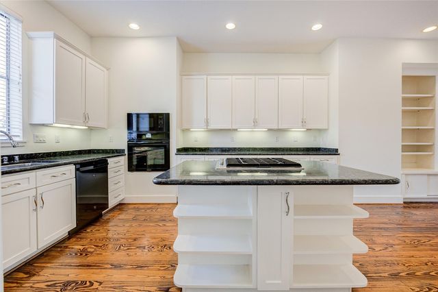 1501 California Street C, Houston, TX 77006