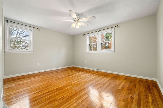 15 Governor Peabody Rd, Billerica, MA 01821