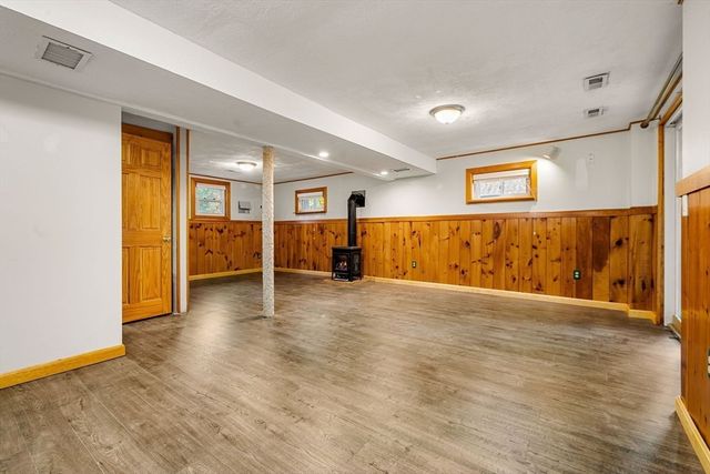 15 Governor Peabody Rd, Billerica, MA 01821