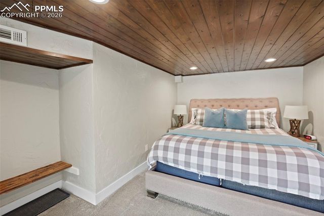 410 Laurel Street, Colorado Springs, CO 80904
