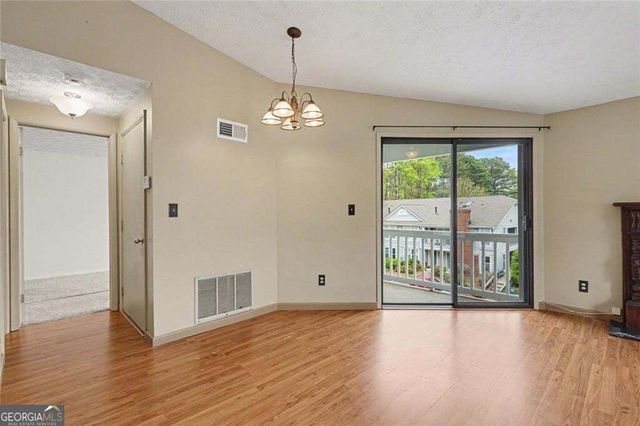 1325 Keys Lake Drive NE, Brookhaven, GA 30319