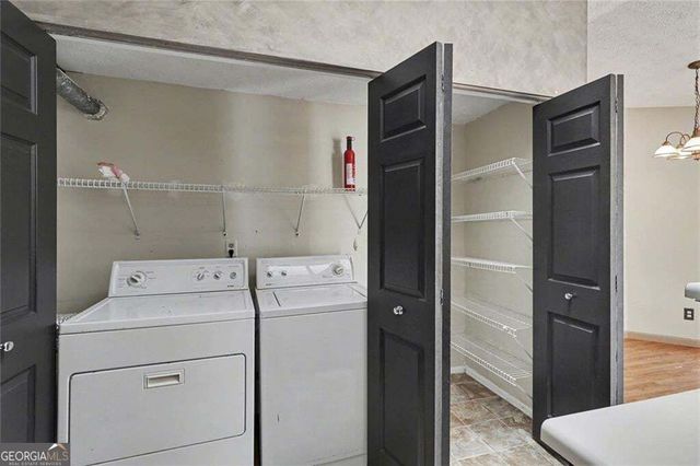 1325 Keys Lake Drive NE, Brookhaven, GA 30319