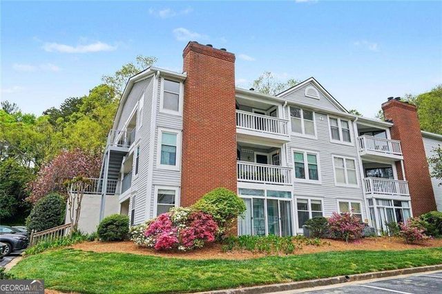 1325 Keys Lake Drive NE, Brookhaven, GA 30319