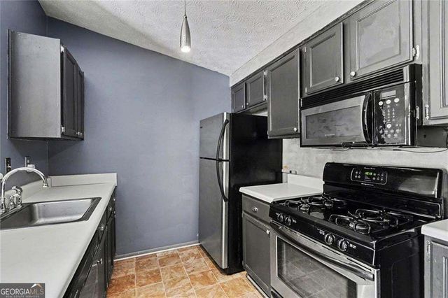 1325 Keys Lake Drive NE, Brookhaven, GA 30319