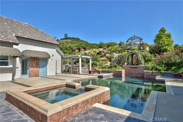 46856 El Prado, Temecula, CA 92590