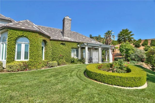46856 El Prado, Temecula, CA 92590