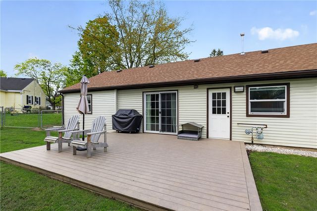 152 Iroquois Street, Webster, NY 14580