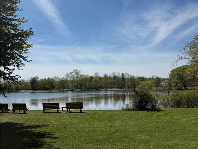 152 Iroquois Street, Webster, NY 14580