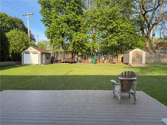 152 Iroquois Street, Webster, NY 14580