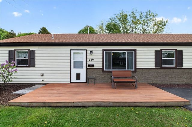 152 Iroquois Street, Webster, NY 14580