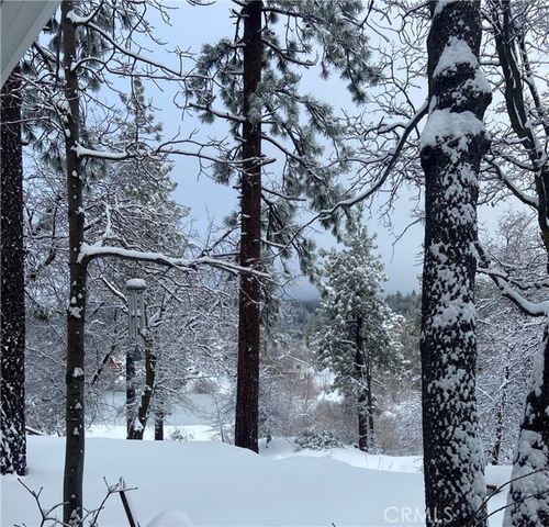 33303 Lake View Drive, Los Angeles, CA 92382