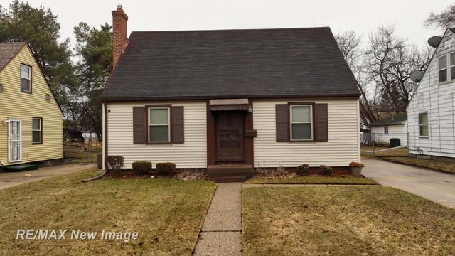 2430 Whittier Street, Saginaw, MI 48601