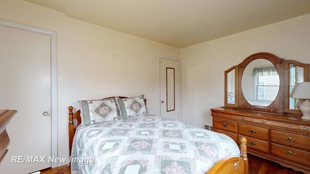 2430 Whittier Street, Saginaw, MI 48601