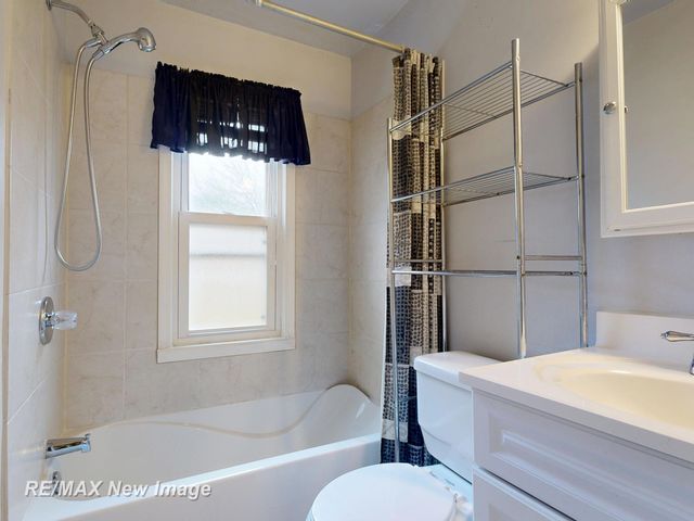 2430 Whittier Street, Saginaw, MI 48601