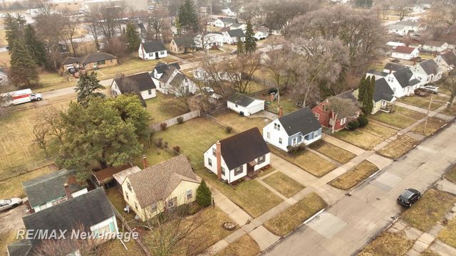 2430 Whittier Street, Saginaw, MI 48601