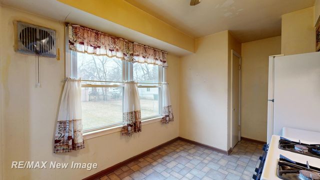 2430 Whittier Street, Saginaw, MI 48601