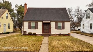 2430 Whittier Street, Saginaw, MI 48601