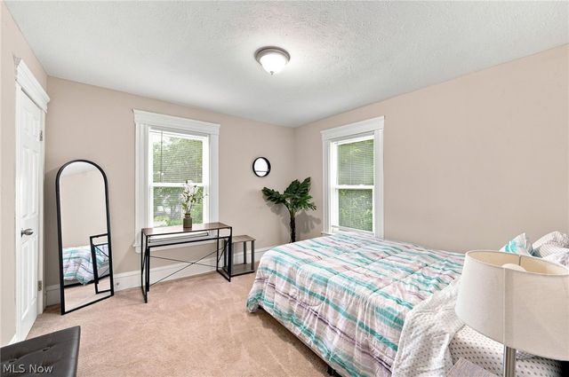 2260 E 85th Street, Cleveland, OH 44106
