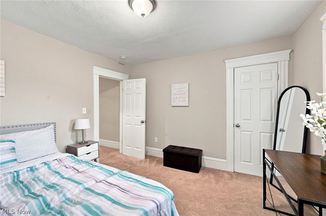 2260 E 85th Street, Cleveland, OH 44106