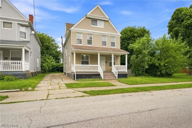 2260 E 85th Street, Cleveland, OH 44106
