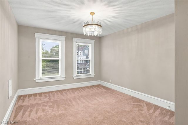 2260 E 85th Street, Cleveland, OH 44106