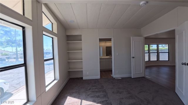 5512 Aldama Road, Las Vegas, NV 89122