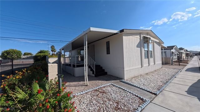 5512 Aldama Road, Las Vegas, NV 89122