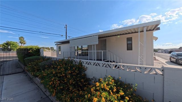 5512 Aldama Road, Las Vegas, NV 89122