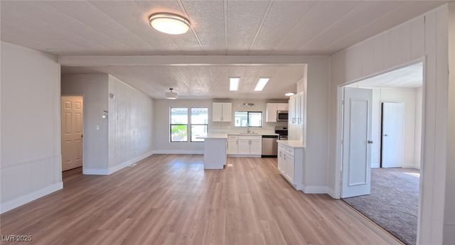 5512 Aldama Road, Las Vegas, NV 89122