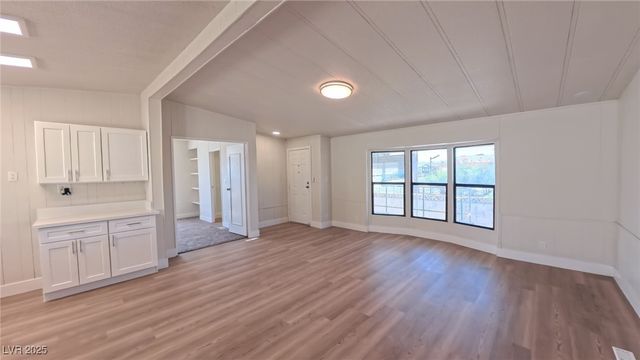 5512 Aldama Road, Las Vegas, NV 89122