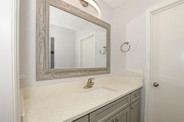 2640 SE Tropical East Circle, Port St. Lucie, FL 34952