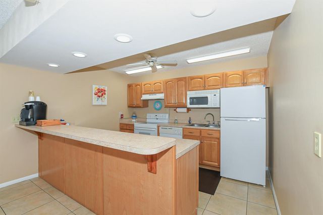 2640 SE Tropical East Circle, Port St. Lucie, FL 34952