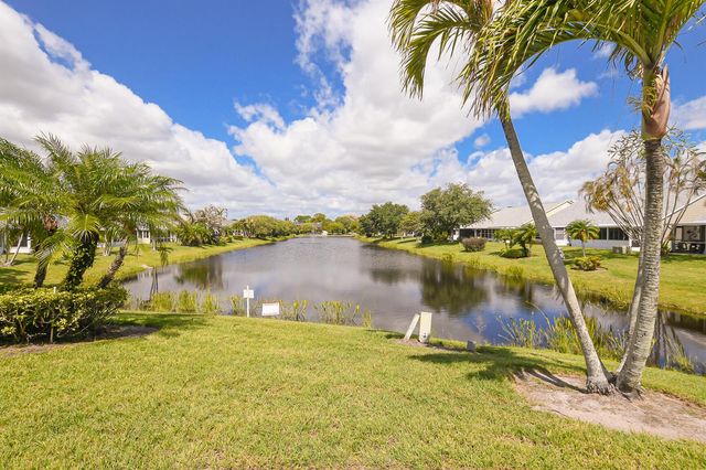 2640 SE Tropical East Circle, Port St. Lucie, FL 34952