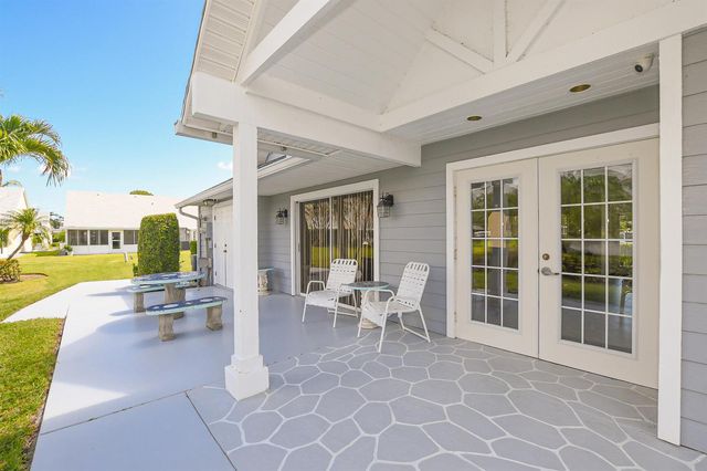 2640 SE Tropical East Circle, Port St. Lucie, FL 34952