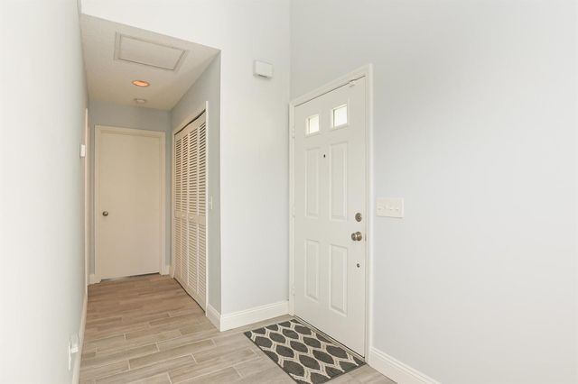 2640 SE Tropical East Circle, Port St. Lucie, FL 34952