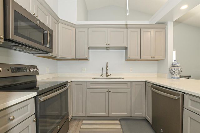 2640 SE Tropical East Circle, Port St. Lucie, FL 34952