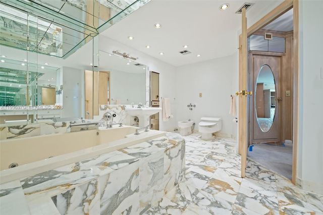 10155 Collins Avenue 909, Bal Harbour, FL 33154