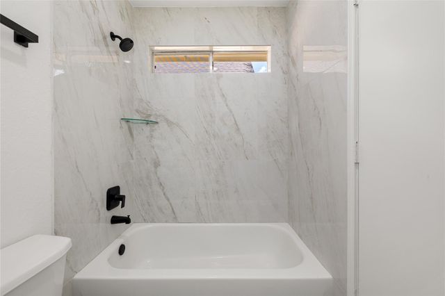 22743 W Waterlake Drive, Richmond, TX 77406