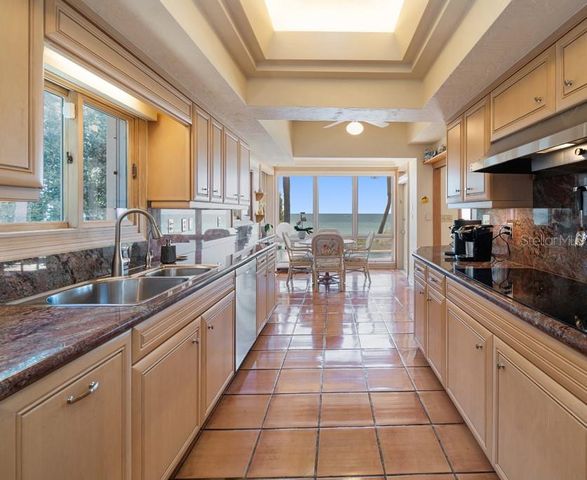 16000 GULF BOULEVARD, Redington Beach, FL 33708