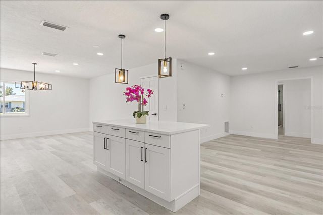 918 N ATMORE CIRCLE, Deltona, FL 32725