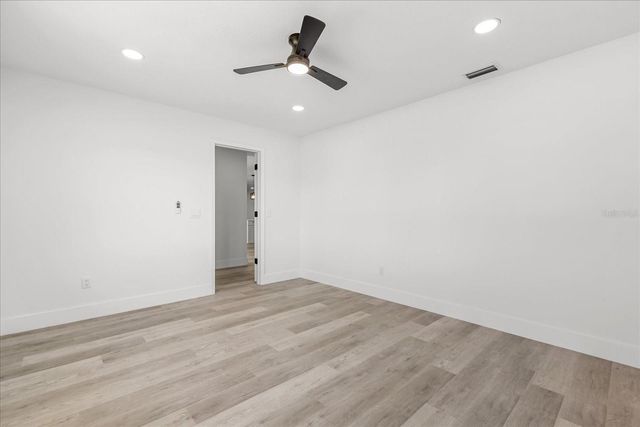 918 N ATMORE CIRCLE, Deltona, FL 32725