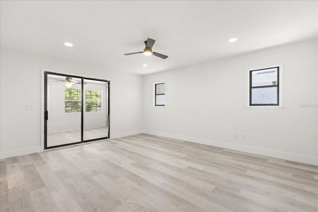 918 N ATMORE CIRCLE, Deltona, FL 32725