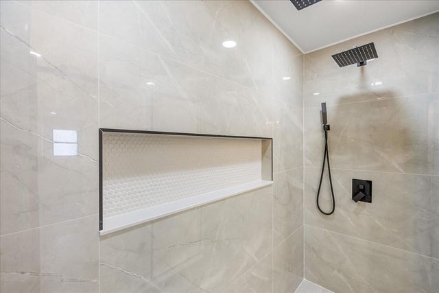 918 N ATMORE CIRCLE, Deltona, FL 32725