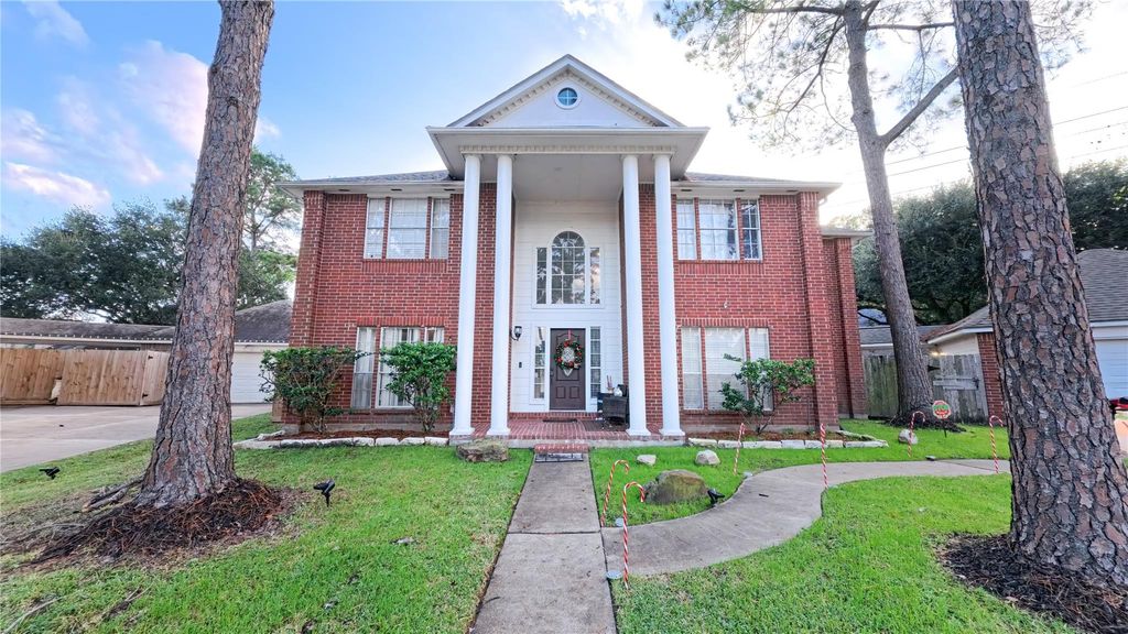 17215 S Bristle Pine Drive, Spring, TX 77379