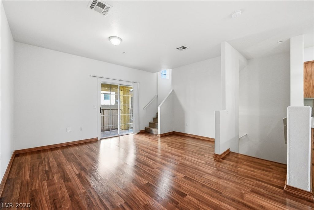 5935 Nuevo Leon Street 7, North Las Vegas, NV 89031 — photo 3