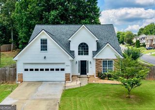 225 Shadetree Lane, Lawrenceville, GA 30044